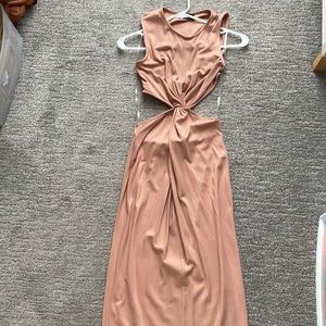 Brand new without tags, VICI mauve cutout midi dress